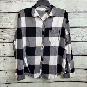 Maurices Large Black/White Plaid Button Front Top